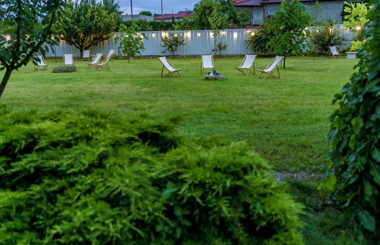 Отель Heaven Garden Доуэ-Май Экстерьер фото